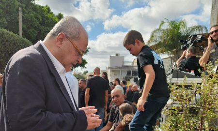 في الذكرى الـ69 لمجزرة كفر قاسم: د. أحمد الطيبي يستذكر ابن الطيبة الشهيد محمود مصاروة ويؤكد: "نذكر كي لا ننسى"